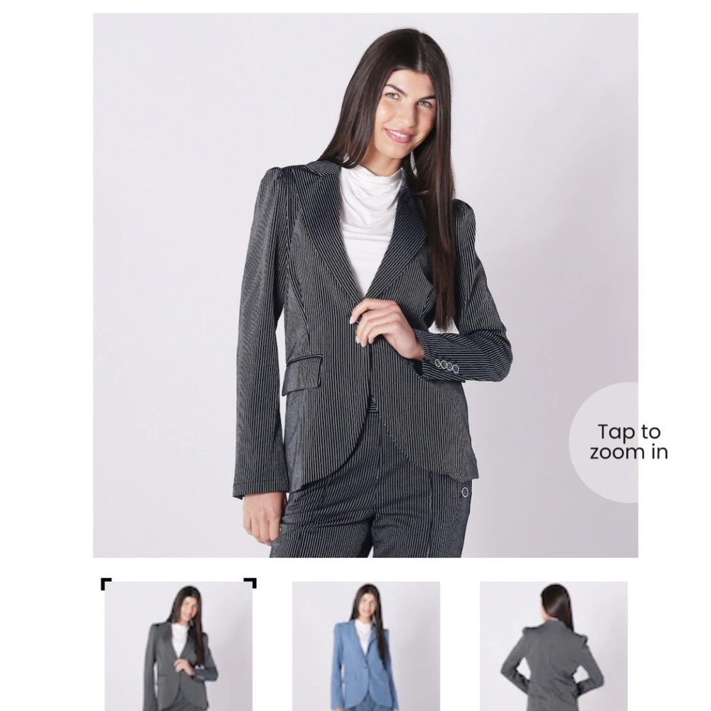Badgley Mischka Black and Light Blue  Striped Women's Blazer. Fully lined.